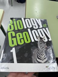 Vorschaubild Das Schulfach nennt sich Biologie und Geologie.