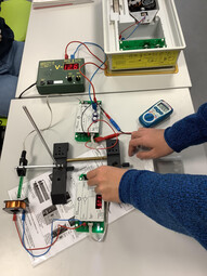 Vorschaubild Elektrische und magnetische Felder