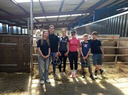 Vorschaubild Lasses erste Reitstunde 🐎✅